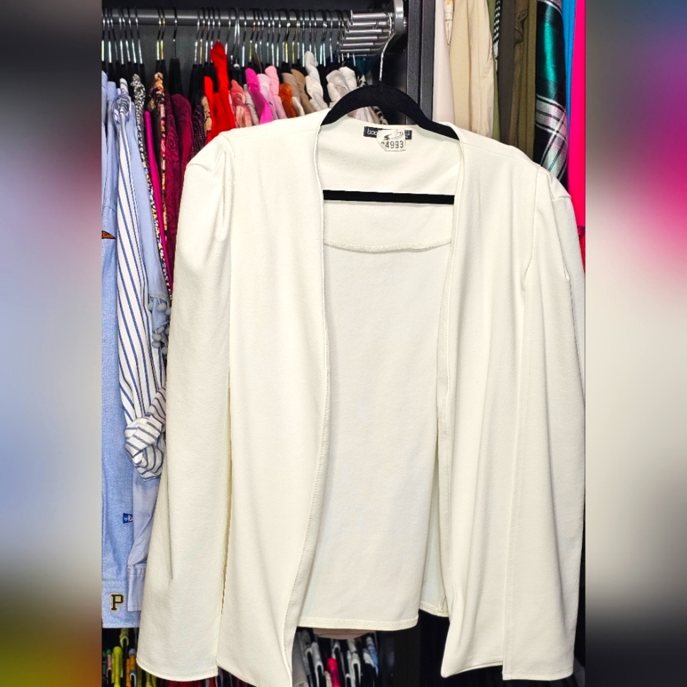 Boohoo Plus Off White Cape